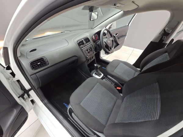 2023-Volkswagen-Polo-Vivo-16-Comfortline-Auto-5-dr image:14