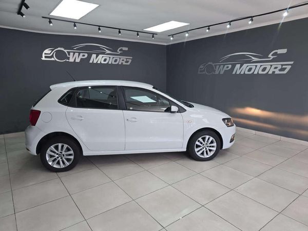 2023-Volkswagen-Polo-Vivo-16-Comfortline-Auto-5-dr image:4