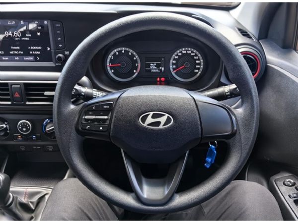 2024-Hyundai-Grand-i10-10-Motion image:8