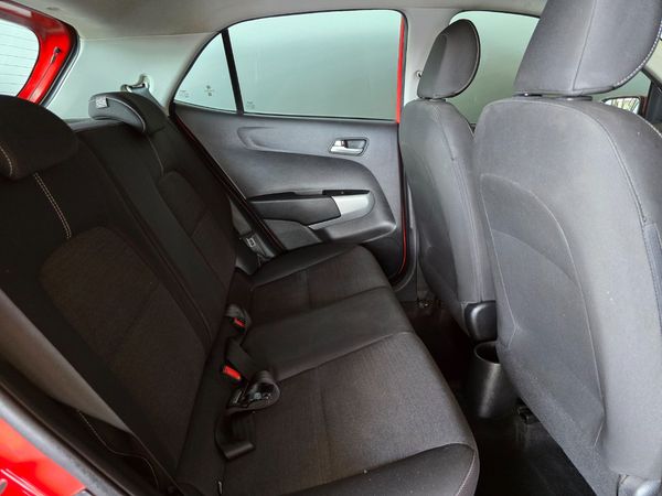 2023-Kia-Picanto-10-Street image:16