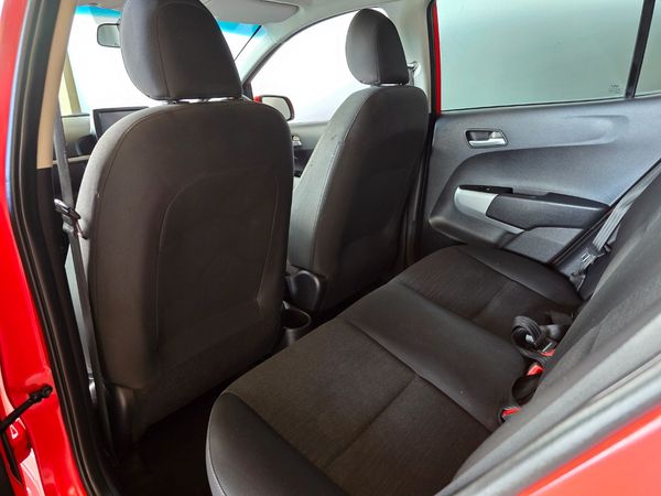 2023-Kia-Picanto-10-Street image:22