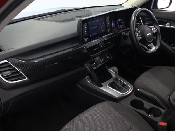 2022-Kia-Seltos-16-EX-Auto image:10