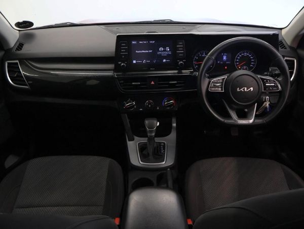 2022-Kia-Seltos-16-EX-Auto image:11