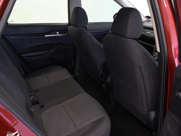 2022-Kia-Seltos-16-EX-Auto image:14