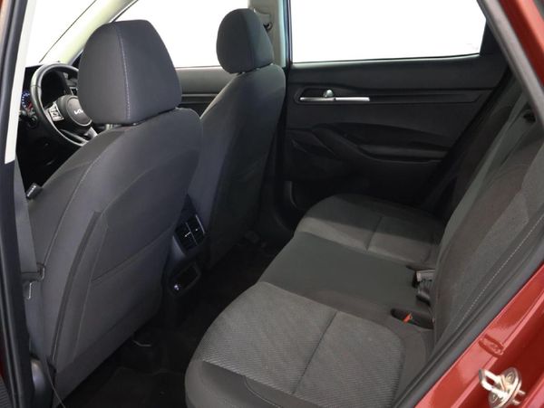 2022-Kia-Seltos-16-EX-Auto image:16