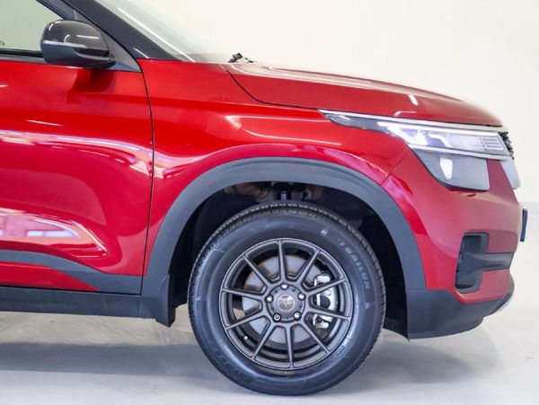 2022-Kia-Seltos-16-EX-Auto image:4