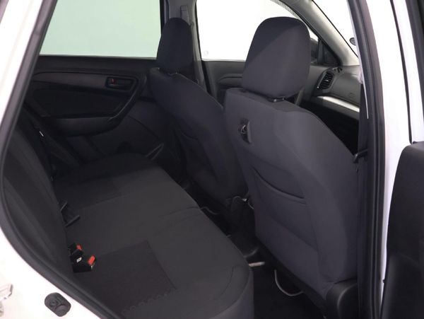 2023-Toyota-Urban-Cruiser-15-Xs-Auto image:15