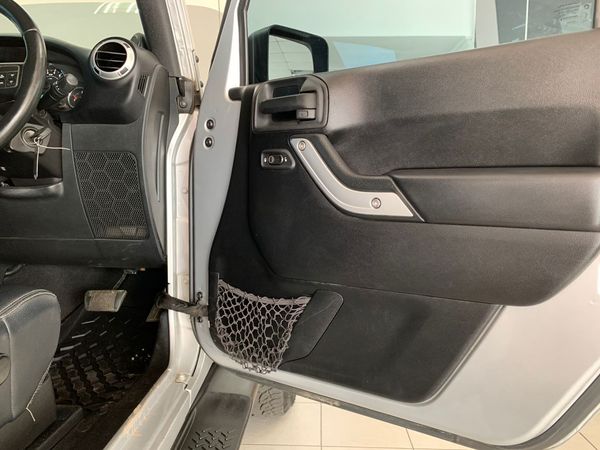 2013-Jeep-Wrangler-36-V6-Sahara-2-dr-Auto image:20
