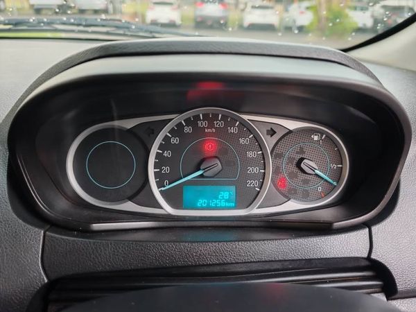2019-Ford-Figo-15Ti-VCT-Ambiente-5-dr image:10
