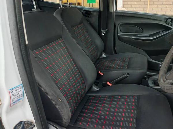 2019-Ford-Figo-15Ti-VCT-Ambiente-5-dr image:6