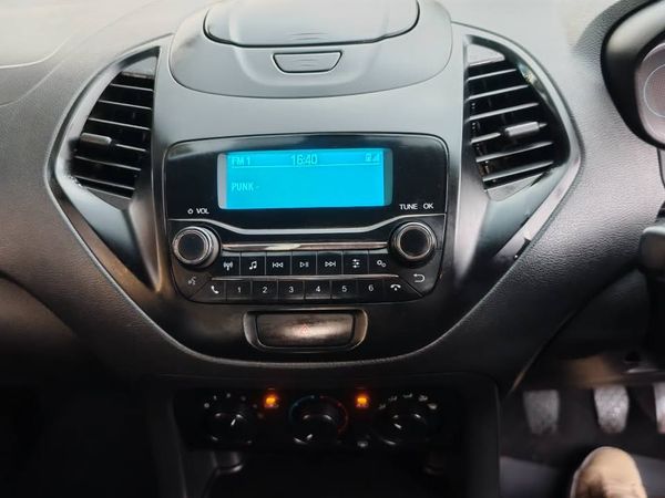 2019-Ford-Figo-15Ti-VCT-Ambiente-5-dr image:7