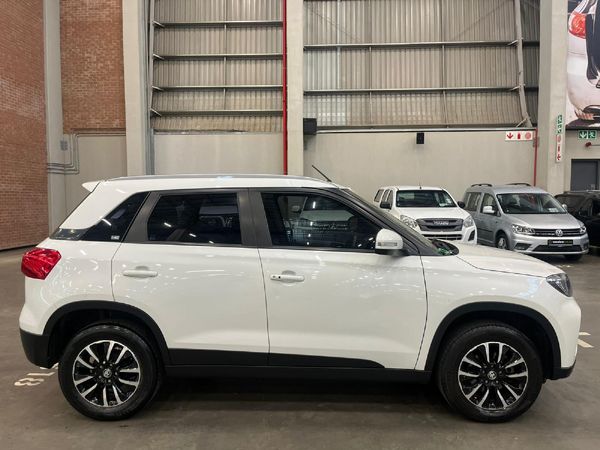 2022-Toyota-Urban-Cruiser-15-Xr image:1