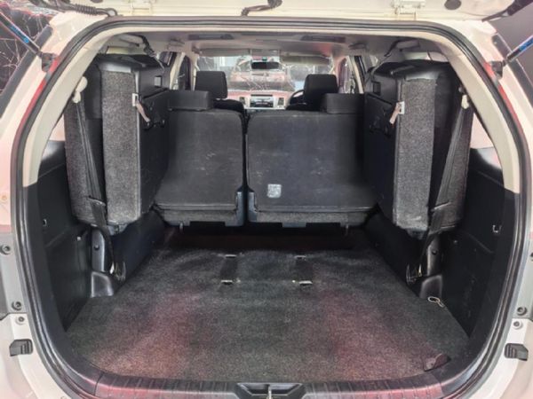 2015-Toyota-Fortuner-25-D-4D-Raised-Body image:7