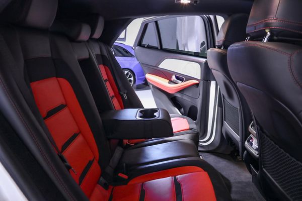 2023-Mercedes-AMG-GLE-53-AMG-Coupe-4Matic image:9
