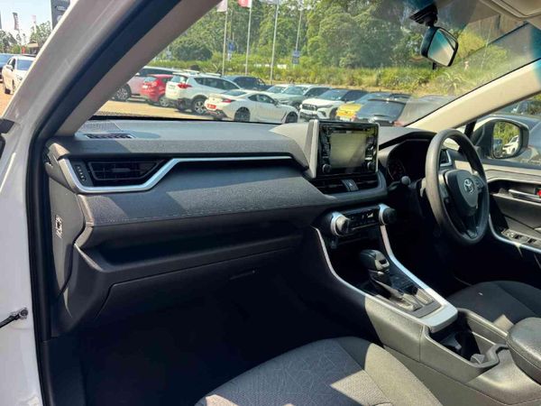 2019-Toyota-RAV4-20-GX-Auto image:15