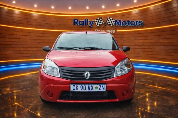 2011-Renault-Sandero-14-Ambiance image:1