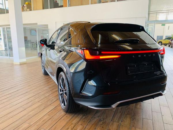 2026-Lexus-NX-350h-F-Sport image:3