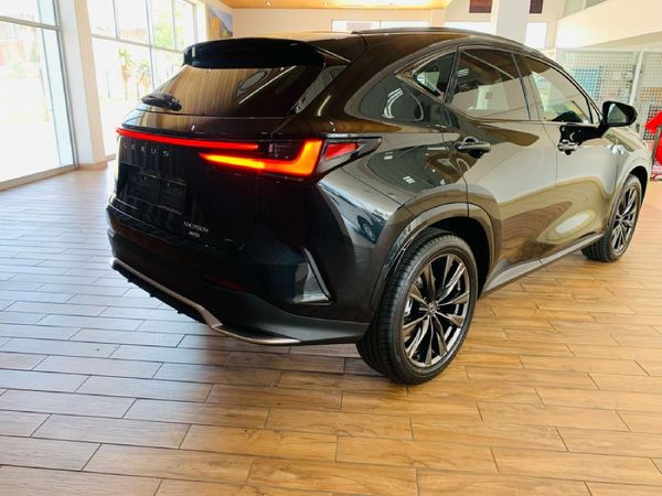 2026-Lexus-NX-350h-F-Sport image:5