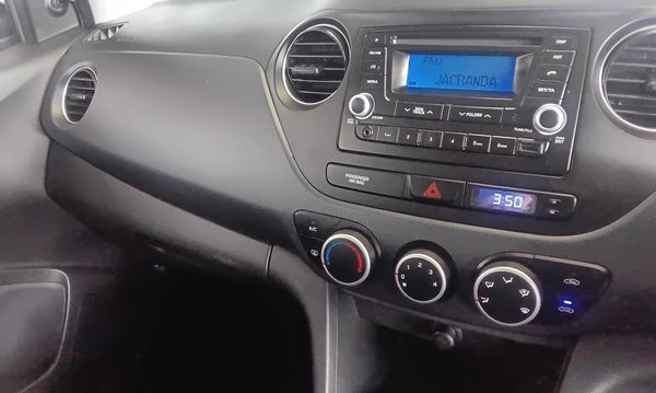 2019-Hyundai-Grand-i10-10-Motion image:11
