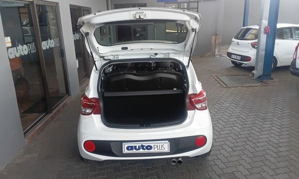 2019-Hyundai-Grand-i10-10-Motion image:4