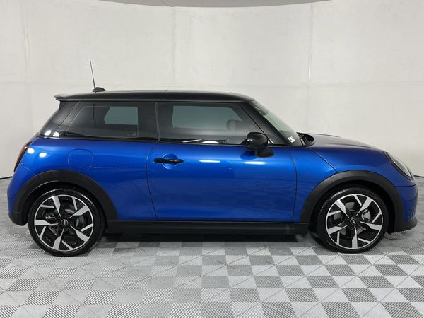 2024-MINI-Hatch-Cooper-S-Auto image:15