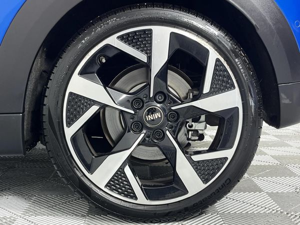 2024-MINI-Hatch-Cooper-S-Auto image:5