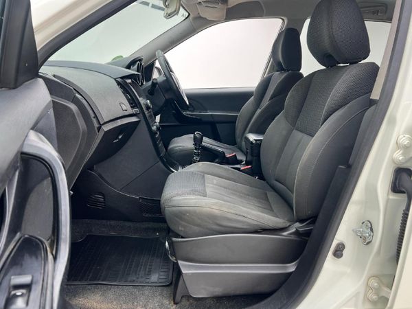 2020-Mahindra-XUV-500-22D-mHawk-7-seat-W4 image:6
