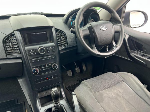 2020-Mahindra-XUV-500-22D-mHawk-7-seat-W4 image:7