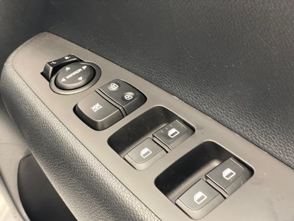 2026-Kia-Picanto-10-LS-Auto image:10