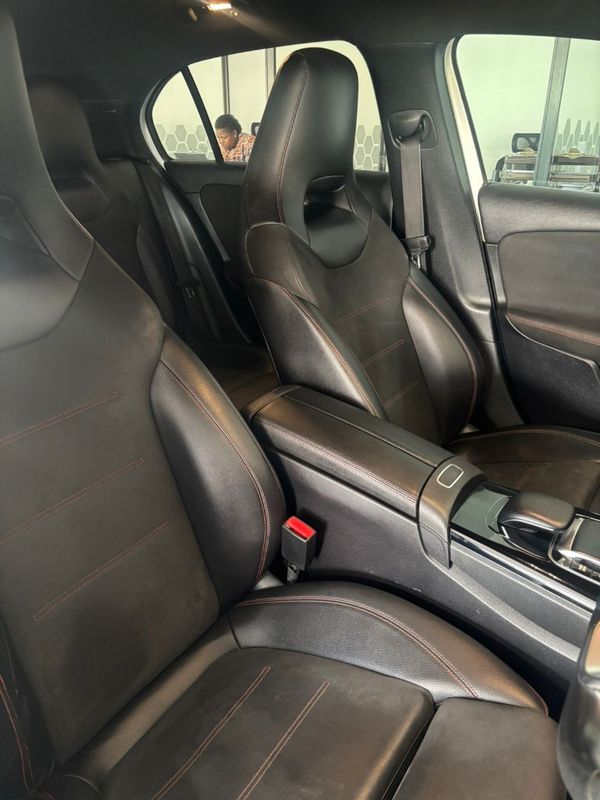 2018-Mercedes-Benz-A-Class-A-200-Auto image:8