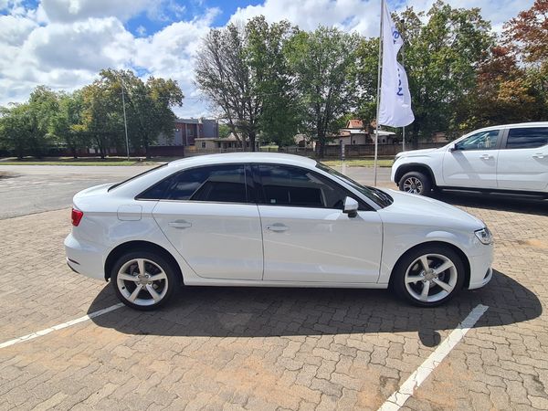 2018-Audi-A3-Sedan-10-TFSI-Auto-30-TFSI image:1