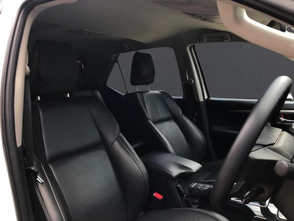 2025-Toyota-Fortuner-24-GD-6-RB-Auto image:9