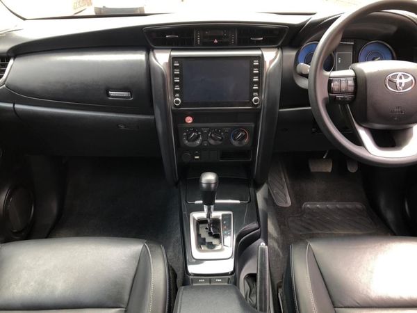 2025-Toyota-Fortuner-24-GD-6-RB-Auto image:13