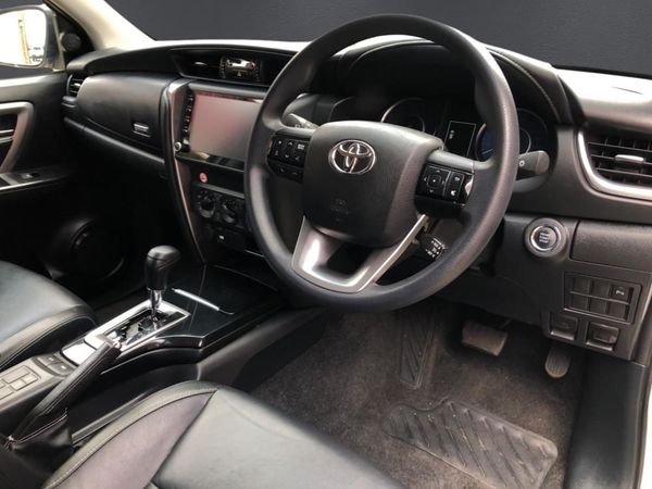 2025-Toyota-Fortuner-24-GD-6-RB-Auto image:8