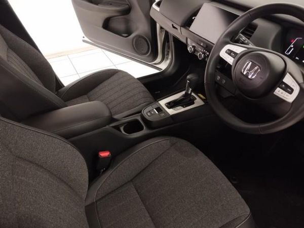 2026-Honda-Fit-15-Elegance image:9