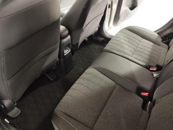 2026-Honda-Fit-15-Elegance image:7