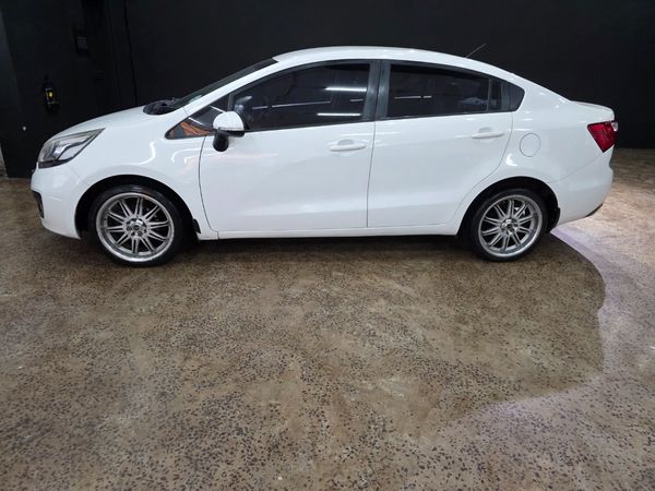 2012-Kia-Rio-14-Sedan image:2