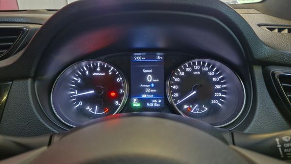 2021-Nissan-Qashqai-12T-Midnight-Auto image:12