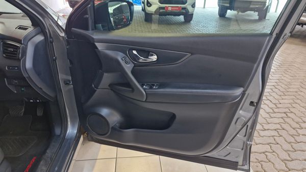 2021-Nissan-Qashqai-12T-Midnight-Auto image:21