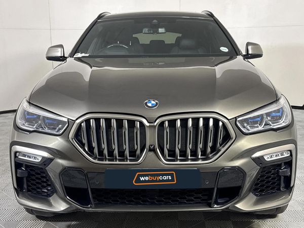 2021-BMW-X6-M50i image:15