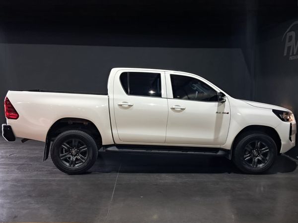 2025-Toyota-Hilux-24-GD-6-Raider-4x4-Auto-Double-Cab image:3