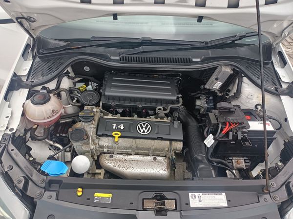2019-Volkswagen-Polo-GP-14-Trendline image:6