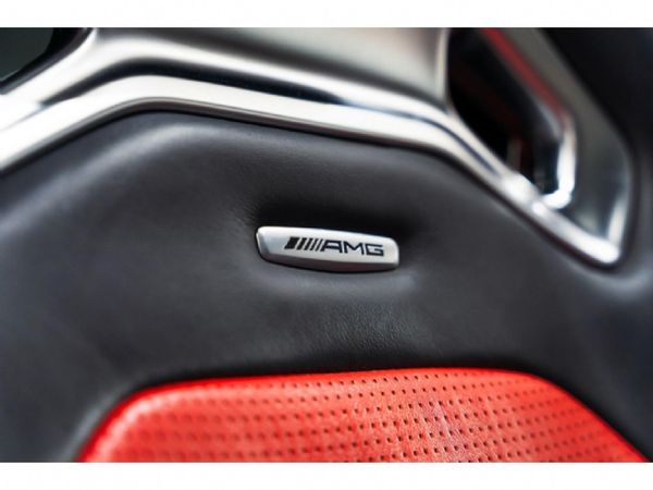 2021-Mercedes-AMG-C-Class-C63-S-AMG-Coupe image:16