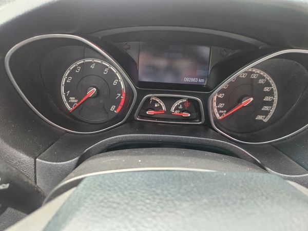 2014-Ford-Focus-20-GTDi-ST3-5-dr image:12