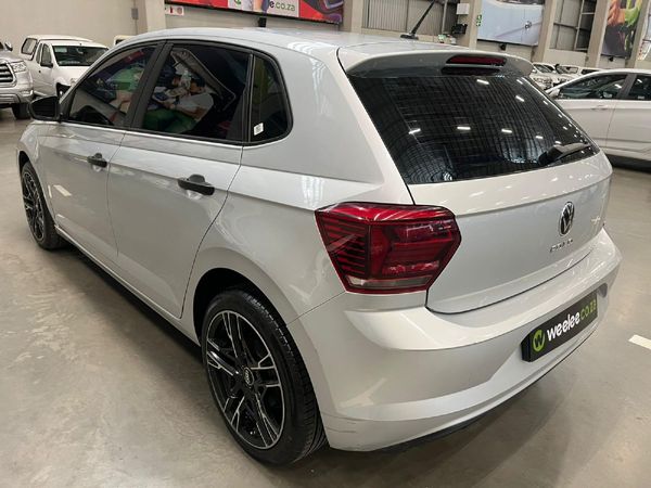 2021-Volkswagen-Polo-10-TSI-Trendline image:4