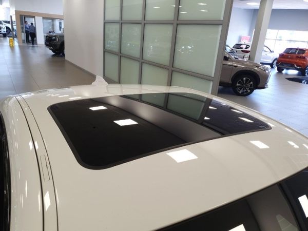 2022-BMW-2-Series-220i-M-Sport-Auto image:8