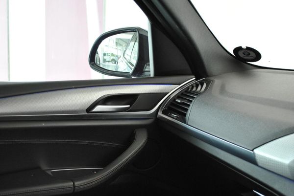 2021-BMW-X3-xDrive20d-M-Sport image:18