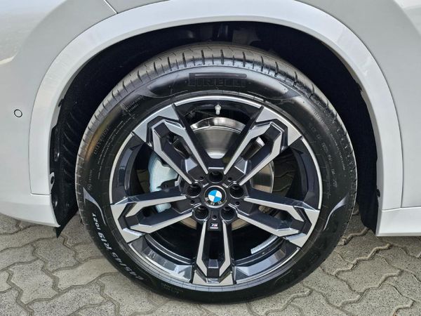 2023-BMW-X1-sDrive18i-M-Sport image:4
