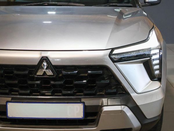 2025-Mitsubishi-Outlander-Sport-15-Exceed-Auto image:4