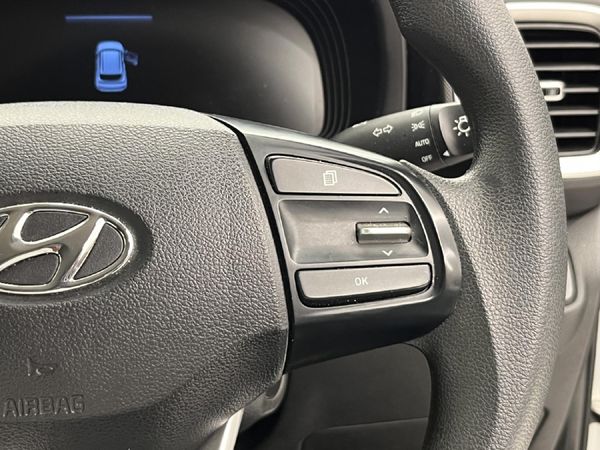 2024-Hyundai-Venue-12-Motion image:12
